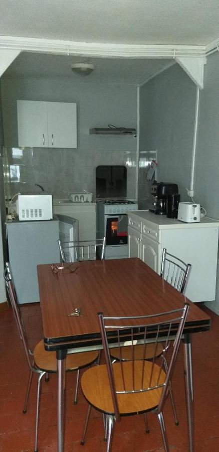 Le Creusot Apartment Екстериор снимка